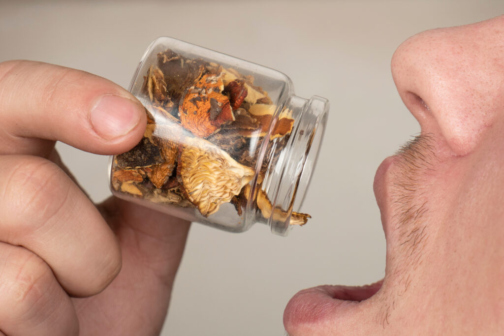 micro-dosing with psychedelics